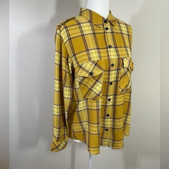 Sanctuary sz sm shirt boyfriend style gold plaid with metal snaps - Picture 1 of 10